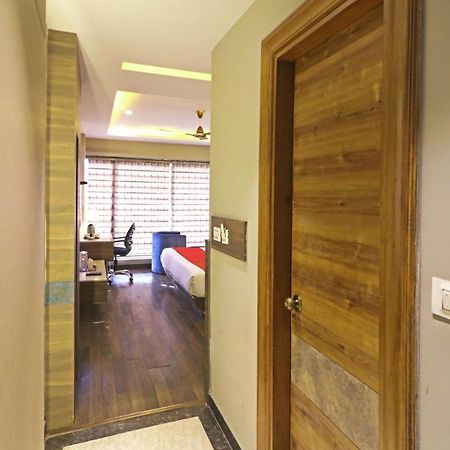 The Ivy Grand Hotel In City Centre With Free Secured Parking 뉴델리 외부 사진