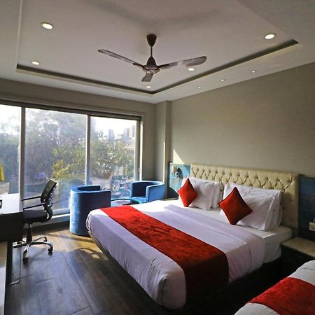 The Ivy Grand Hotel In City Centre With Free Secured Parking 뉴델리 외부 사진