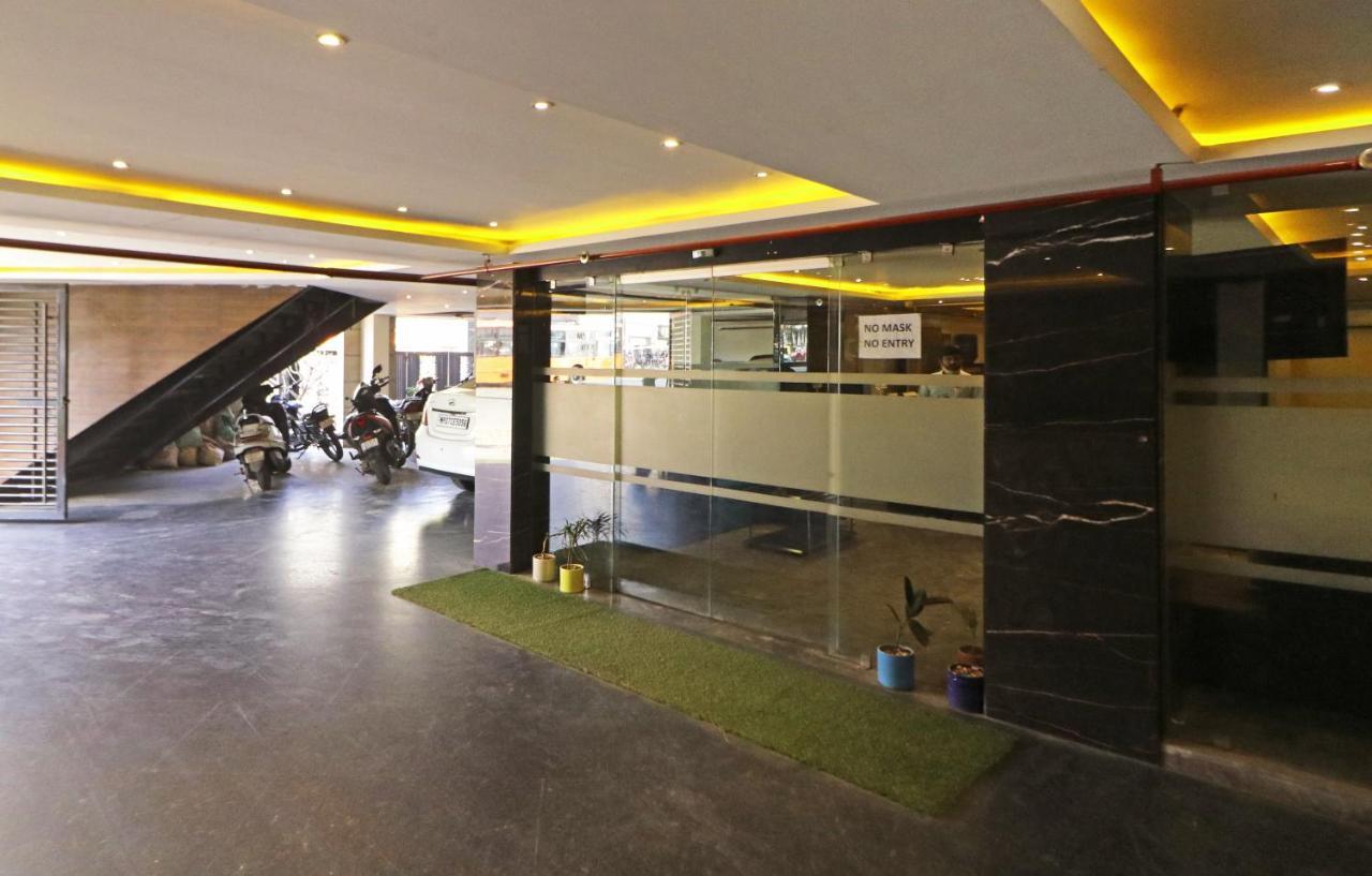 The Ivy Grand Hotel In City Centre With Free Secured Parking 뉴델리 외부 사진