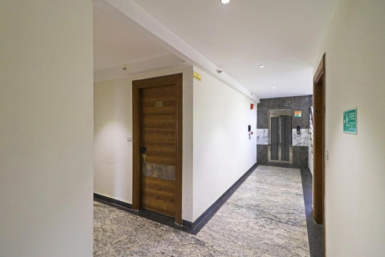 The Ivy Grand Hotel In City Centre With Free Secured Parking 뉴델리 외부 사진